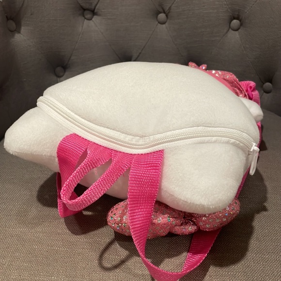 Hello Kitty Plush Backpack. - Picture 5 of 5